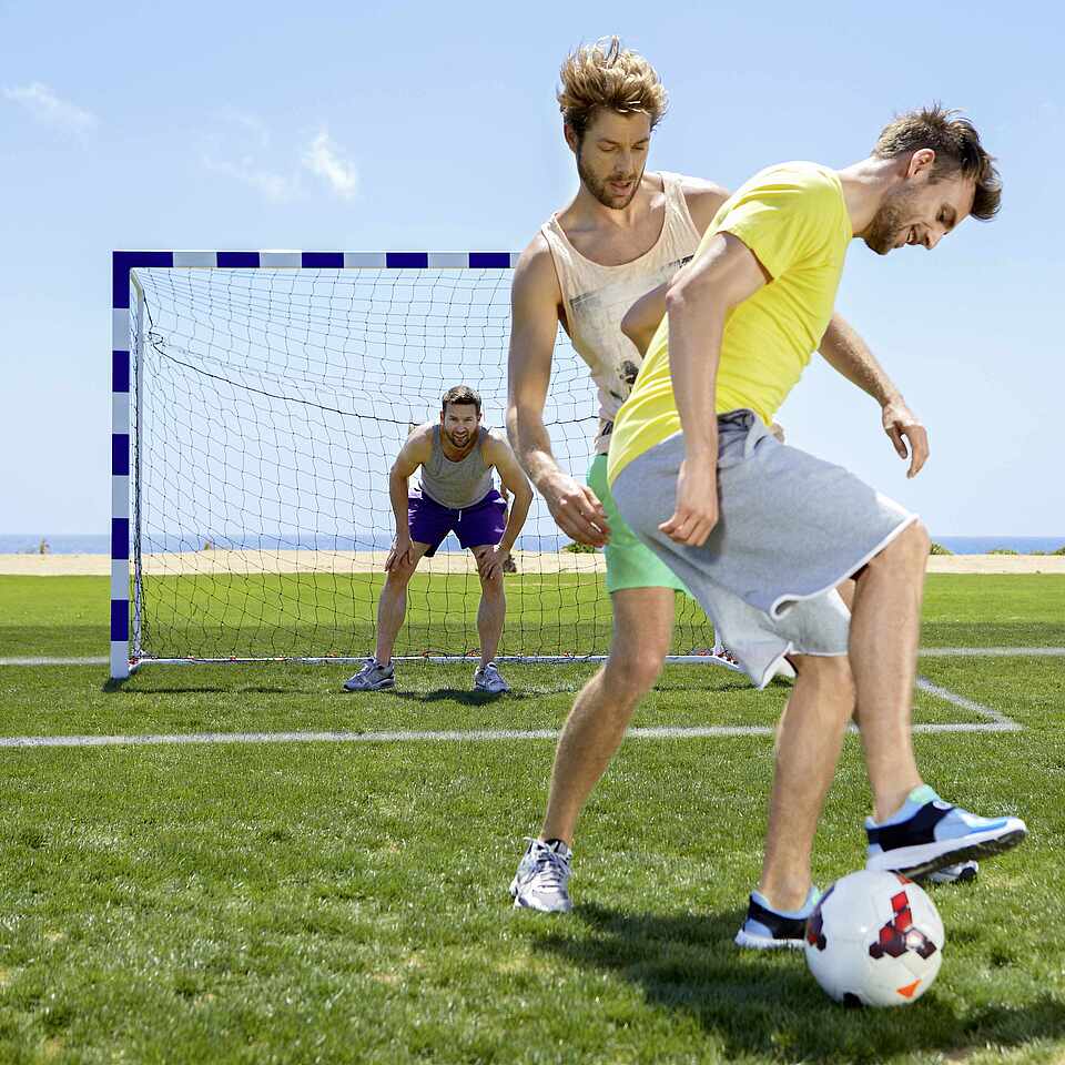 Club Cala Pada Fußball im Cluburlaub auf Ibiza - MAGIC LIFE.com
