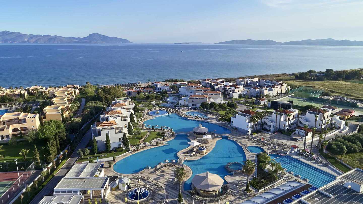 Clubanlage mit traumhaften Ausblick dirakt am Meer - TUI MAGIC LIFE Marmari Palace